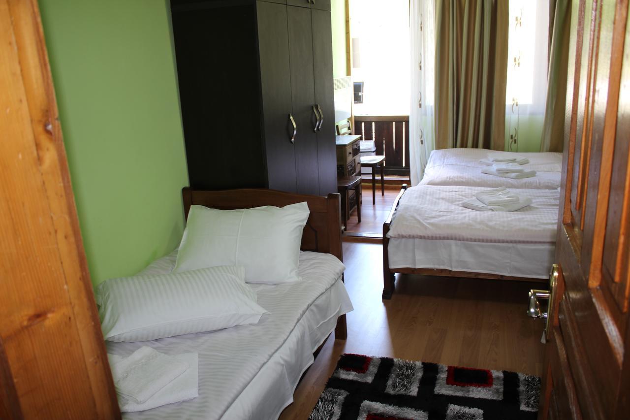 Salome Guest House Местия Екстериор снимка
