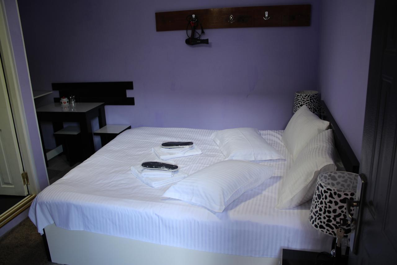 Salome Guest House Местия Екстериор снимка