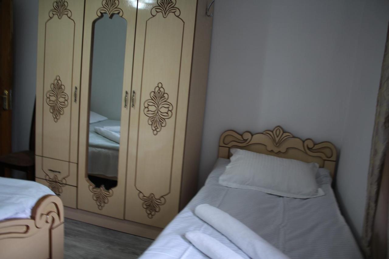 Salome Guest House Местия Екстериор снимка