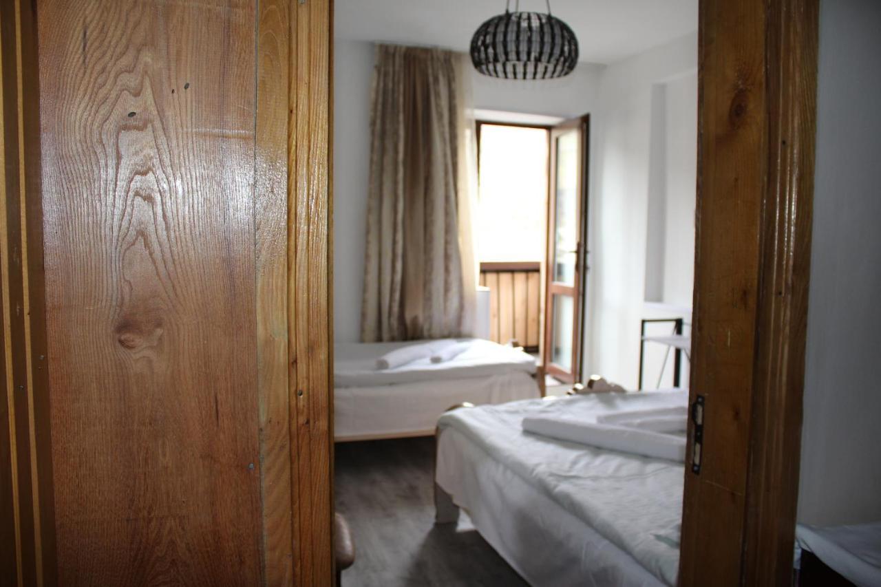Salome Guest House Местия Екстериор снимка